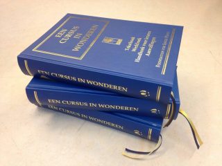 Een Cursus in Wonderen ECIW door Uitgeverij AnkhHermes