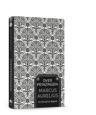 3D-versie van de cover van Marcus Aurelius' Overpeinzingen. Een zwartwit patroon siert de cover met rechts onderin een zwart inzetstuk met titel en auteursinformatie. Ondertitel: een filosofisch dagboek.